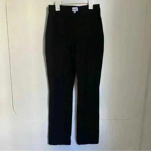 Aritzia Sunday best  Stretch pants M - Picture 1 of 4